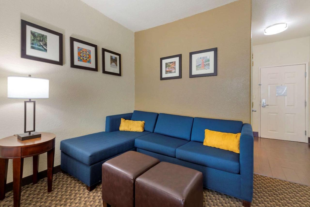 Comfort & Near Six Flags & Medical Center 3*