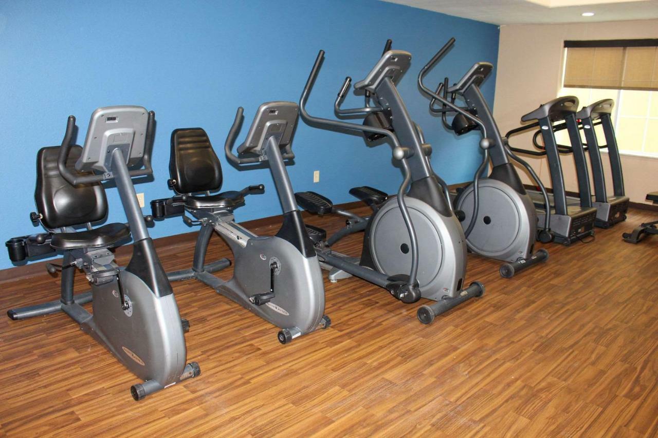 Hotel Comfort & Near Six Flags & Medical Center 3*