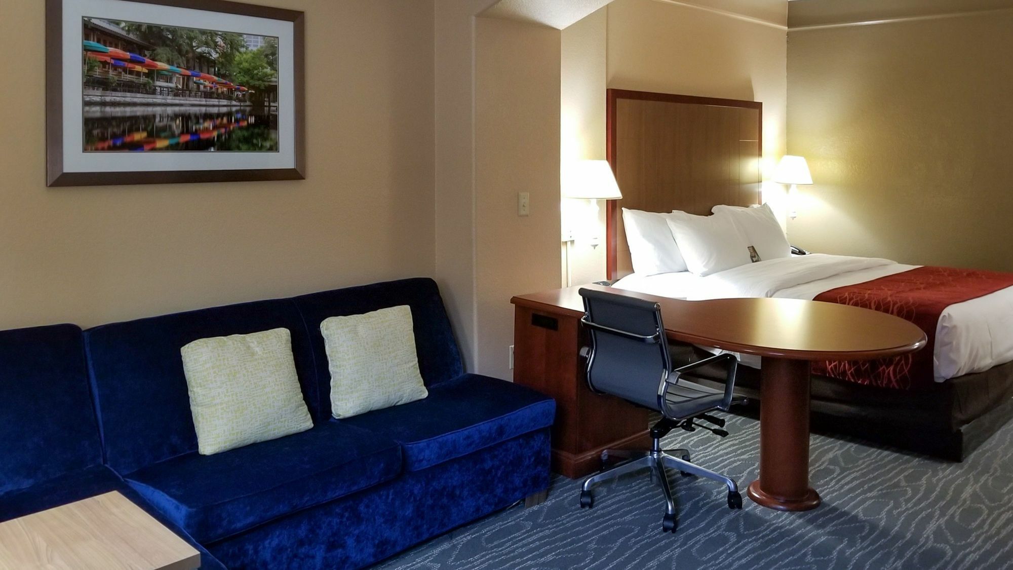 Hotel Comfort & Near Six Flags & Medical Center San Antonio