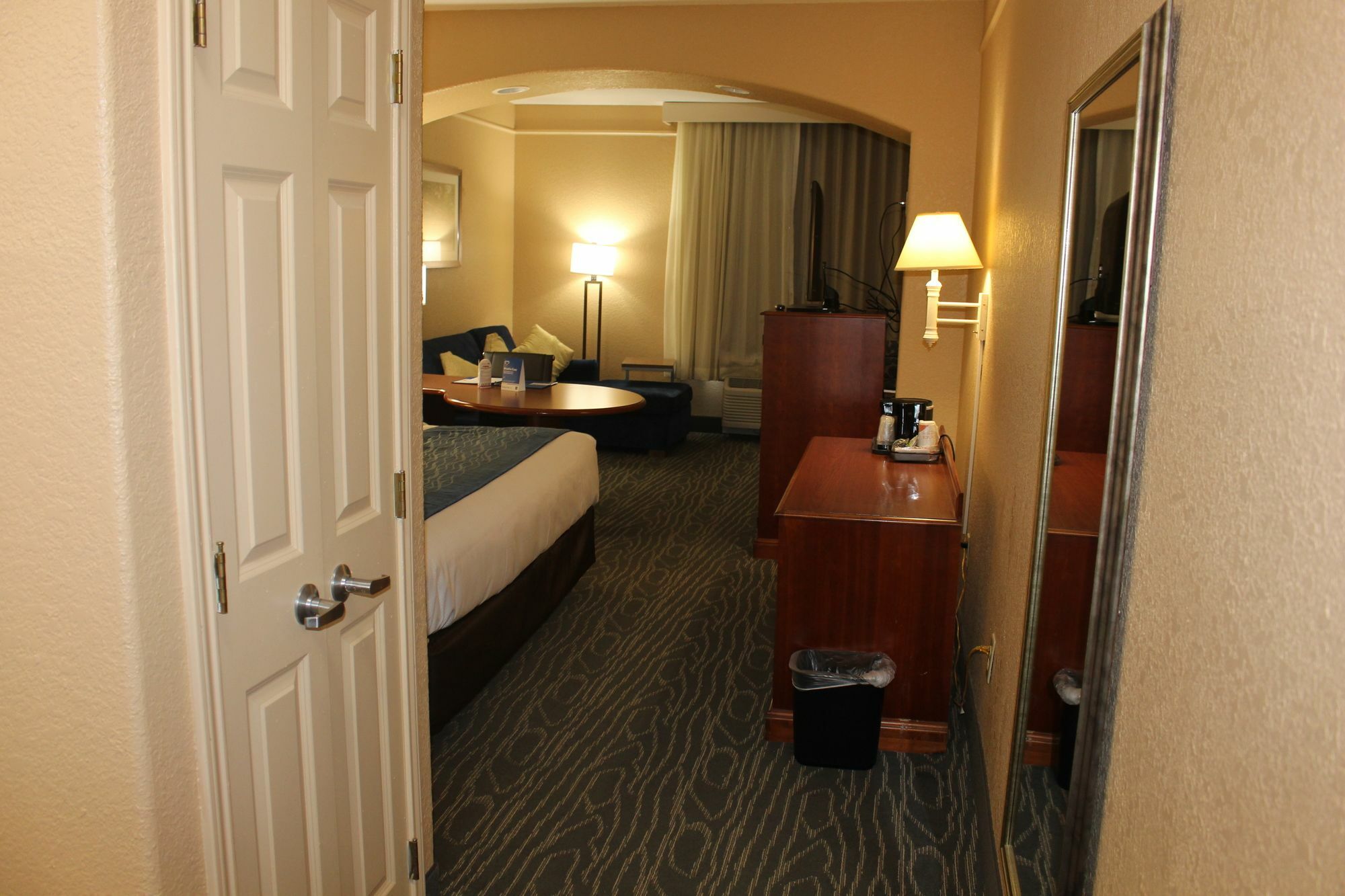 Comfort & Near Six Flags & Medical Center 3*