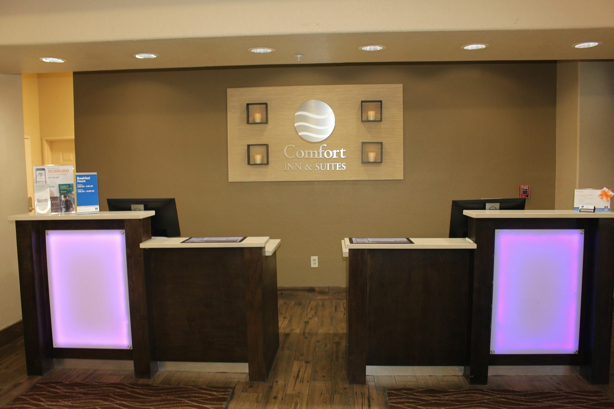 Comfort & Near Six Flags & Medical Center Hotel 3*