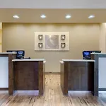 Comfort Inn & Suites Near Six Flags & Medical Center