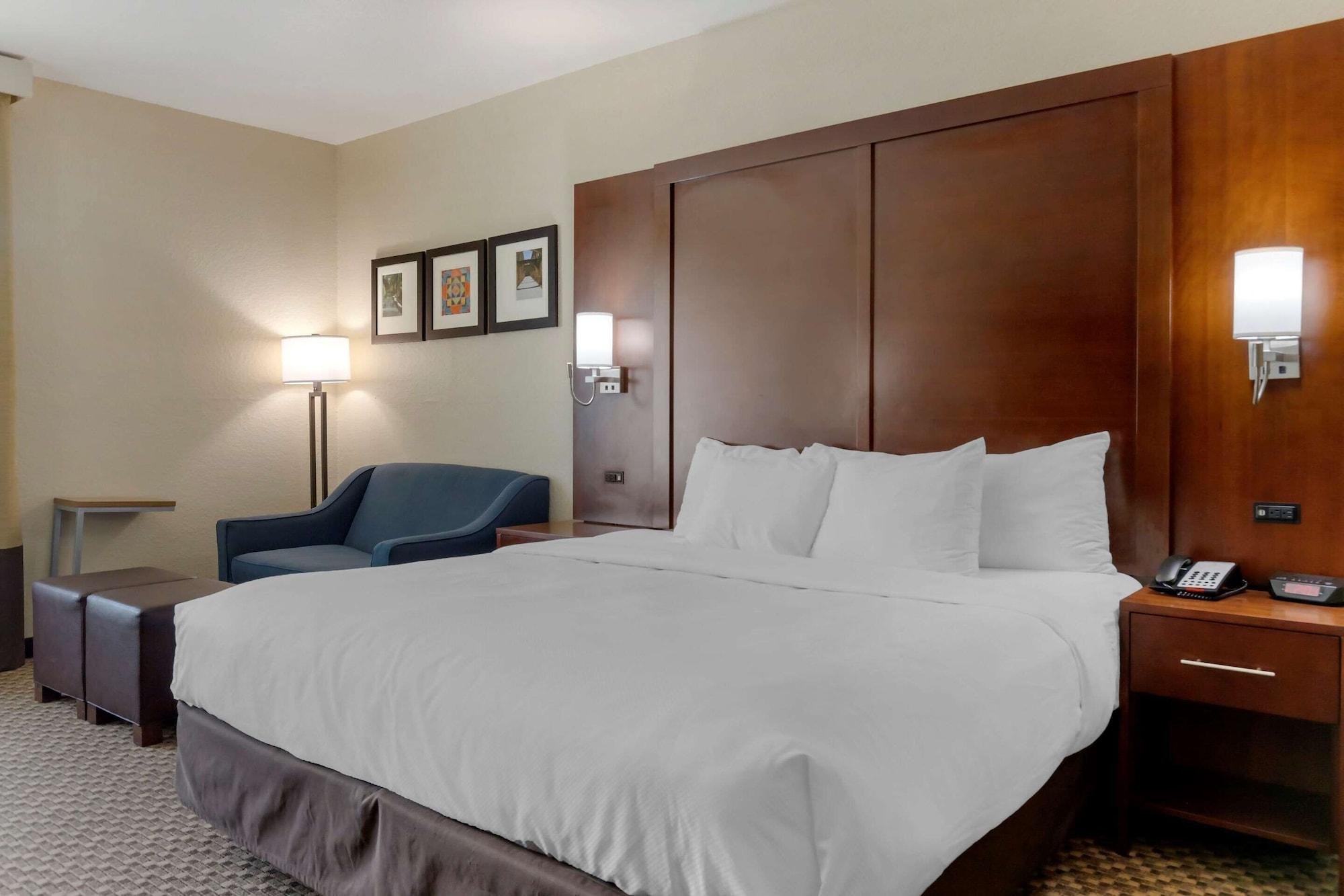 Comfort & Near Six Flags & Medical Center Hotel San Antonio
